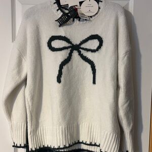 Cozy White Sweater with green Bow Detail - Women